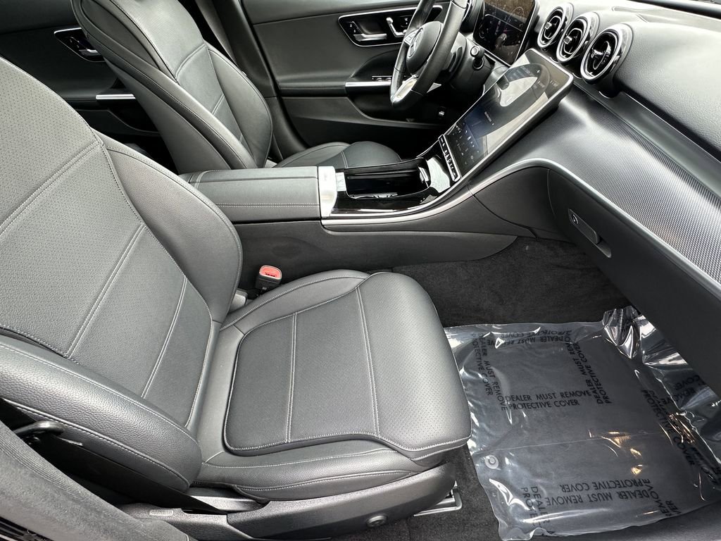 Certified 2025 Mercedes-Benz C 300 4MATIC Sedan image 15