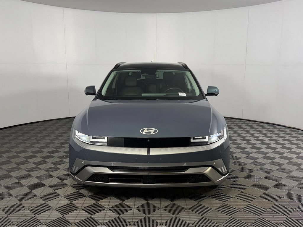 Used 2025 Hyundai Ioniq 5 Limited AWD/4WD image 3