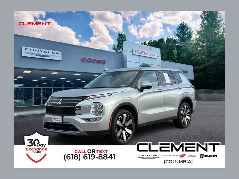 Used 2025 Mitsubishi Outlander SE AWD/4WD image 1