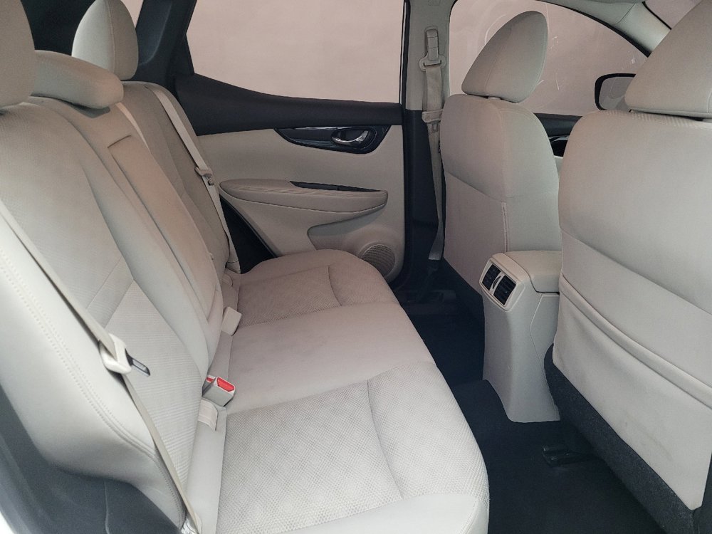 Used 2019 Nissan Rogue Sport SV w/ All-Weather Package image 19