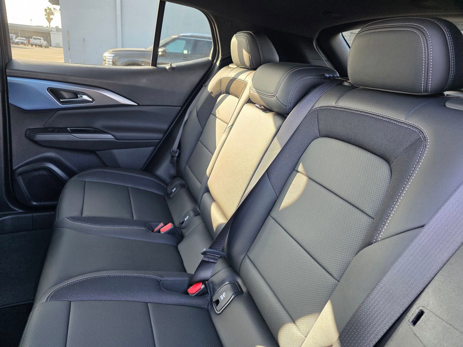 New 2026 Chevrolet Equinox EV LT image 14