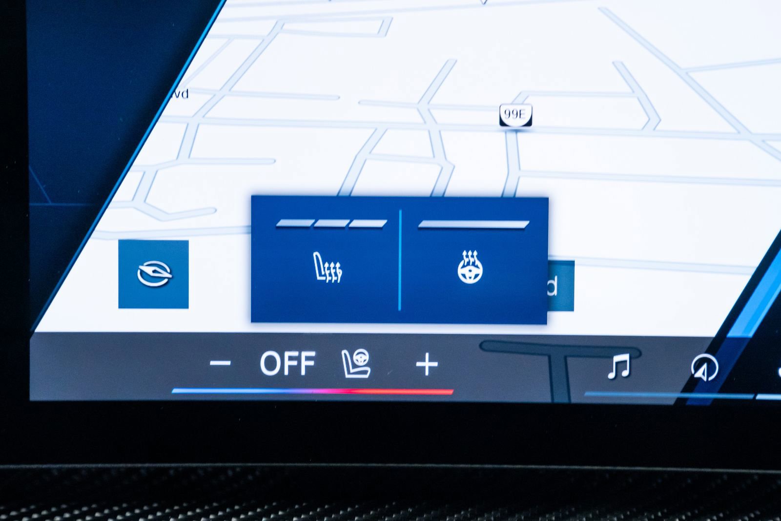 Used 2025 BMW M2 w/ Lighting Package image 13