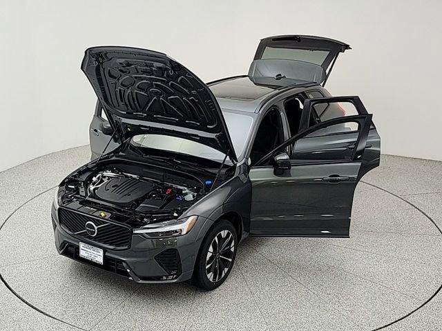 New 2026 Volvo XC60 B5 Ultra w/ Climate Package image 25