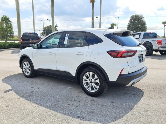Certified 2025 Ford Escape Active image 5