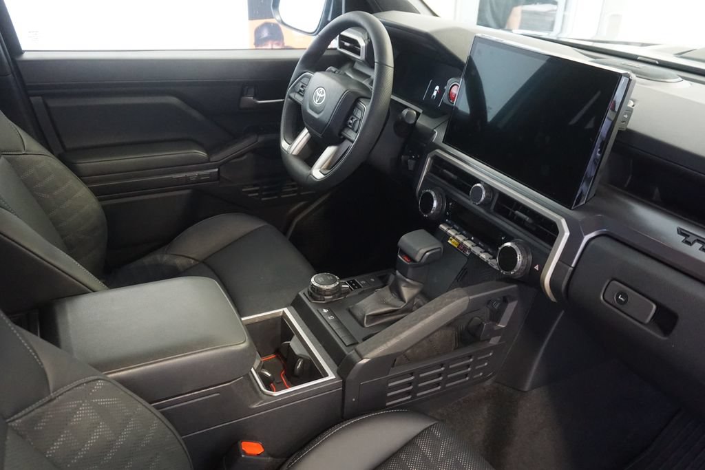 Used 2025 Toyota Tacoma TRD Sport w/ TRD Sport Premium Package AWD/4WD image 28