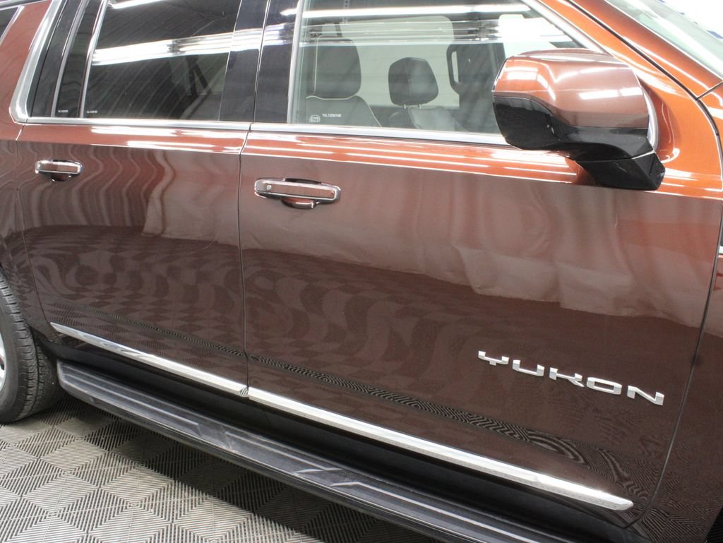 Used 2023 GMC Yukon XL SLT AWD/4WD image 31