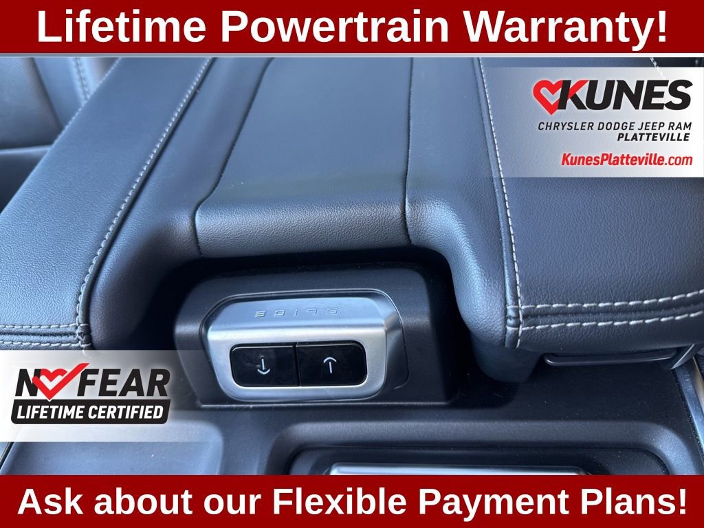 Used 2025 Ford Expedition Max Platinum AWD/4WD image 23