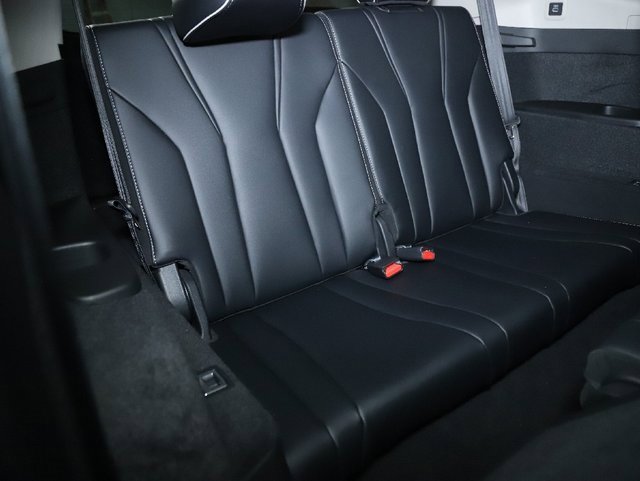 Used 2022 Acura MDX SH-AWD w/ Advance Package image 37