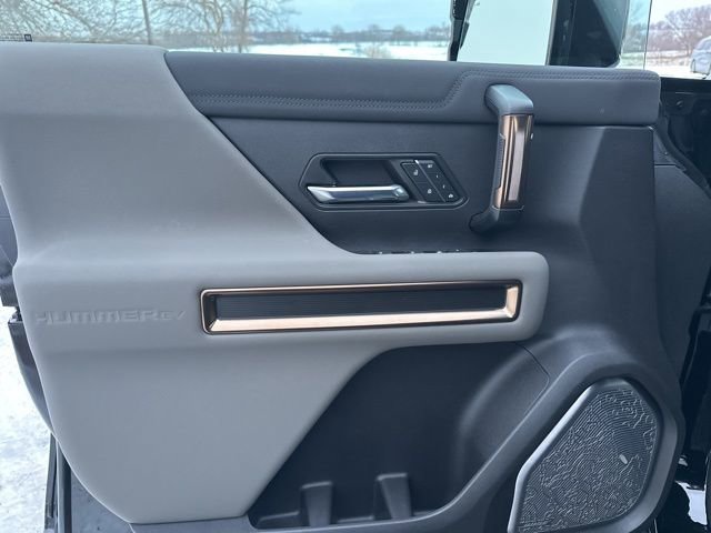 Used 2024 GMC Hummer EV 2X w/ LPO, Illumination Package image 35