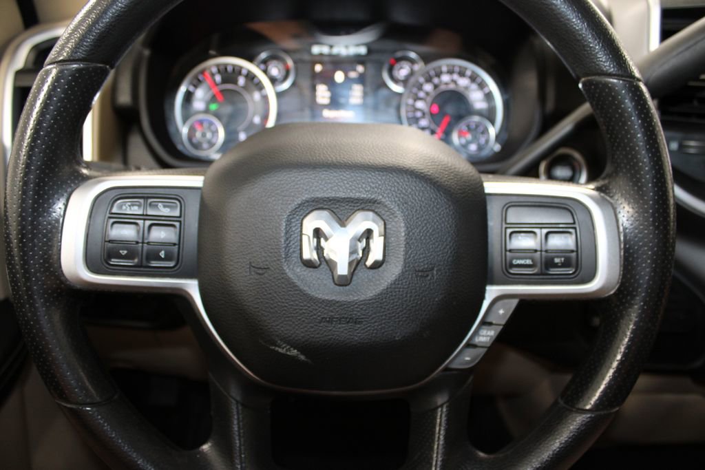 Used 2022 RAM 3500 Big Horn image 34