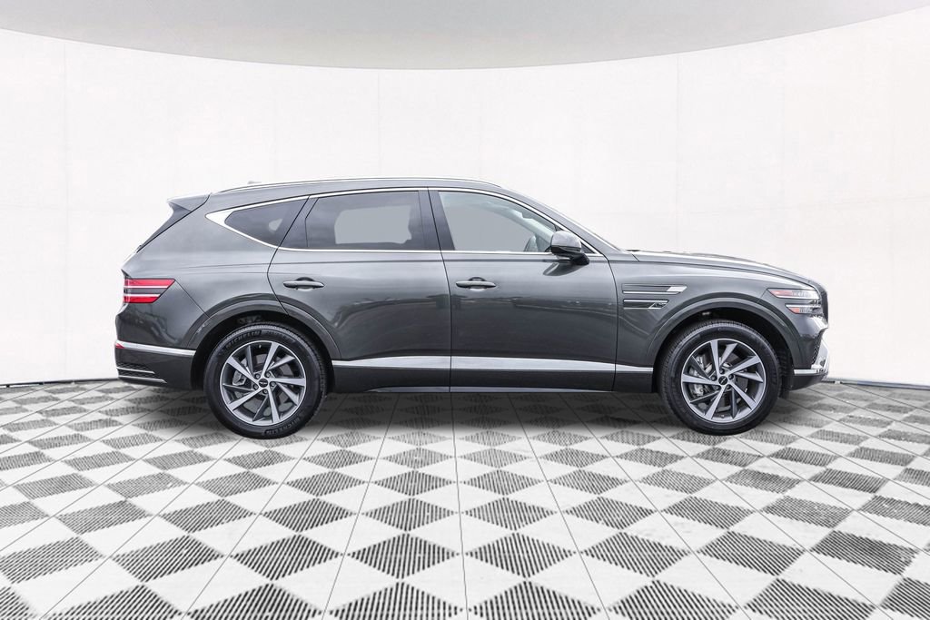 Used 2025 Genesis GV80 2.5T Select image 12