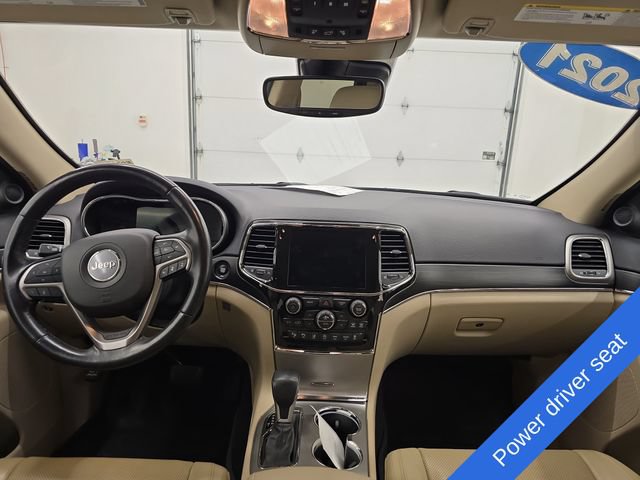 Used 2021 Jeep Grand Cherokee Limited w/ Luxury Group II AWD/4WD image 15