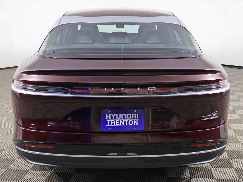 Used 2024 Lucid Air Touring image 16