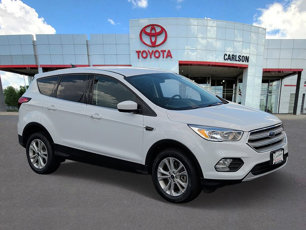 Used 2019 Ford Escape SE AWD/4WD image 2