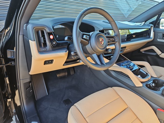 New 2026 Porsche Cayenne AWD/4WD image 4
