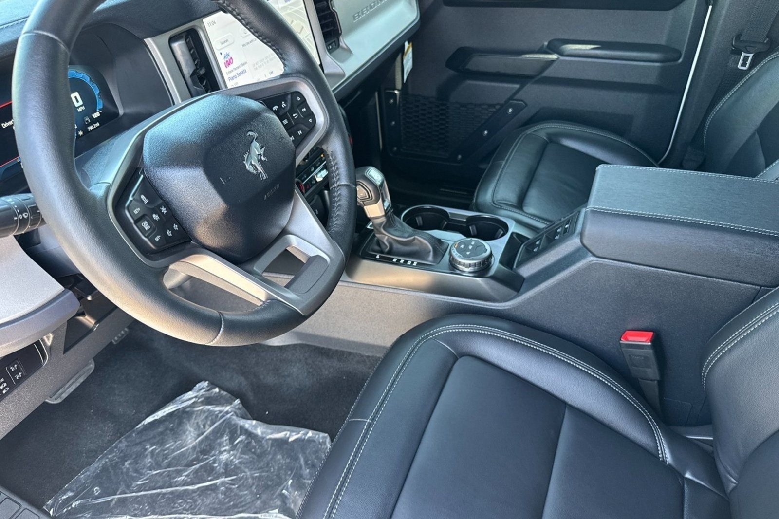 New 2025 Ford Bronco Outer Banks AWD/4WD image 10