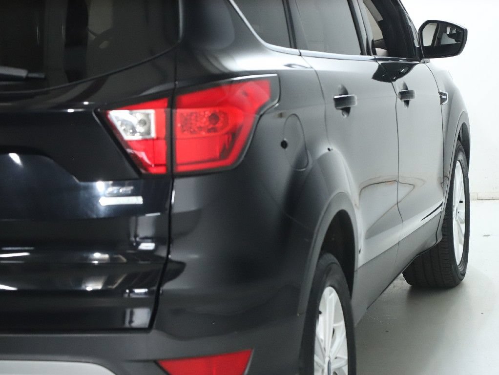 Used 2019 Ford Escape SE FWD image 44