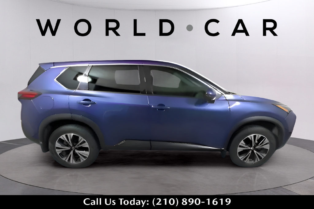 Used 2021 Nissan Rogue SV FWD image 2