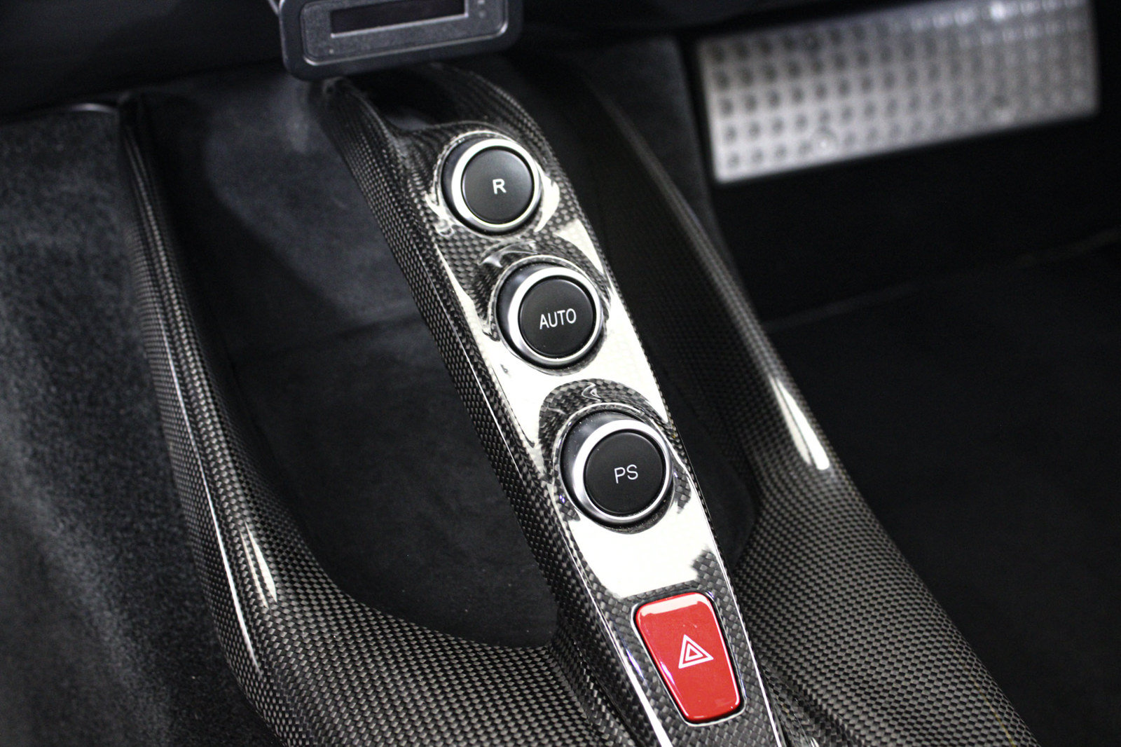 Used 2019 Ferrari 812 Superfast RWD image 35