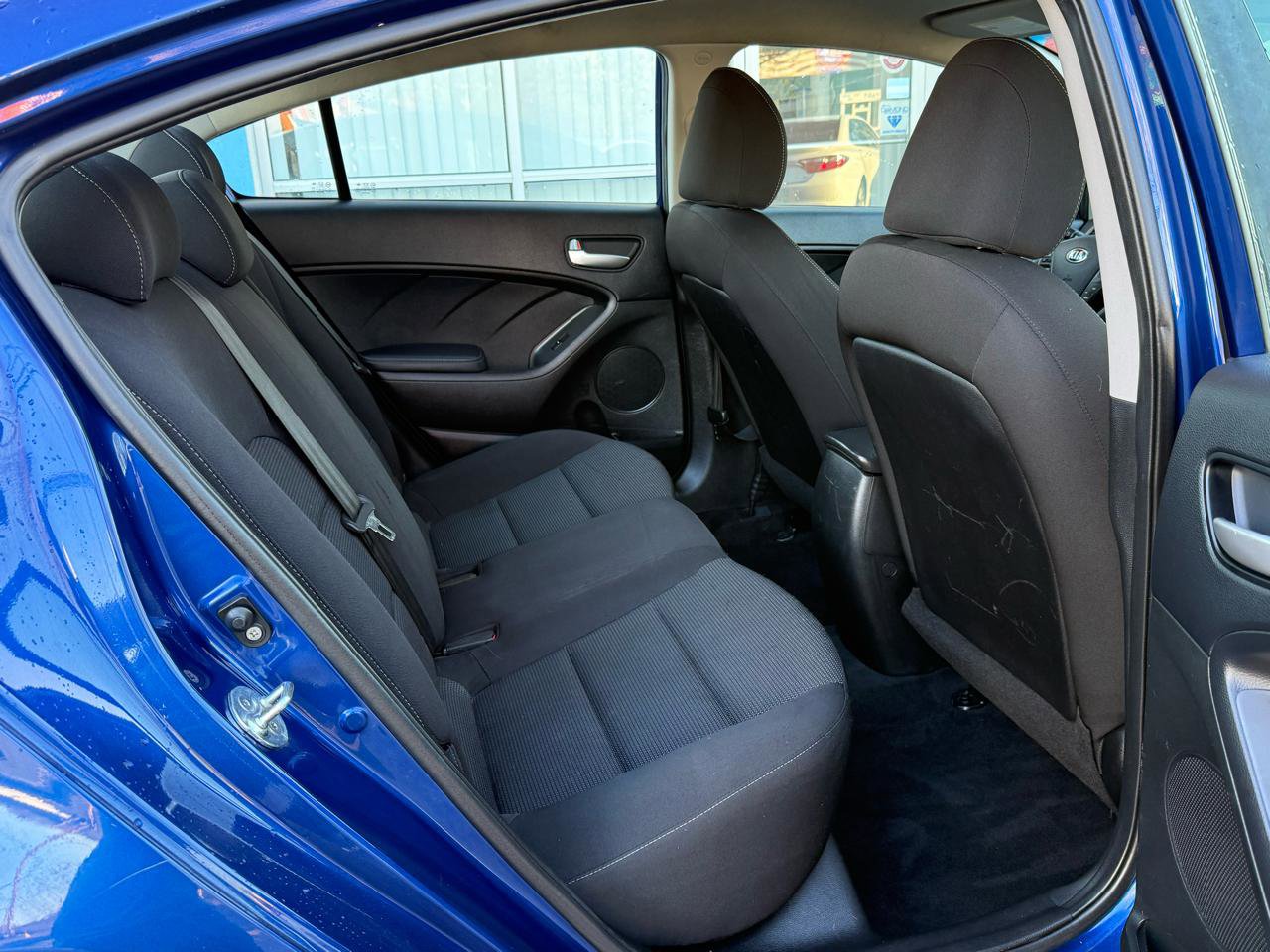 Used 2018 Kia Forte LX image 16