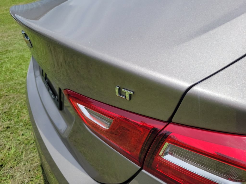 Used 2023 Chevrolet Malibu LT FWD image 9