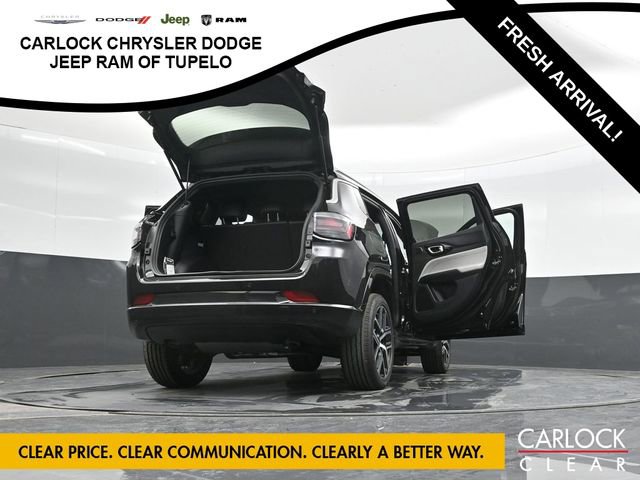 Used 2025 Jeep Compass Limited w/ Elite Group image 35