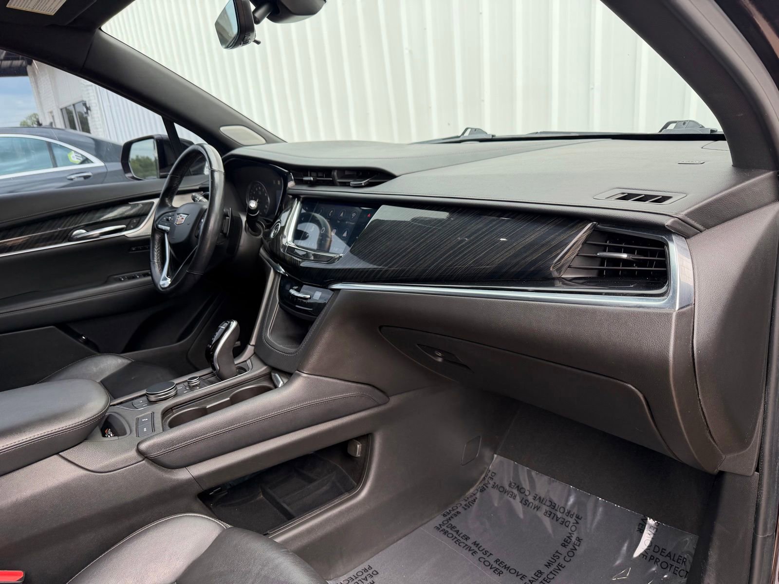 Used 2020 Cadillac XT6 Premium Luxury AWD/4WD image 25