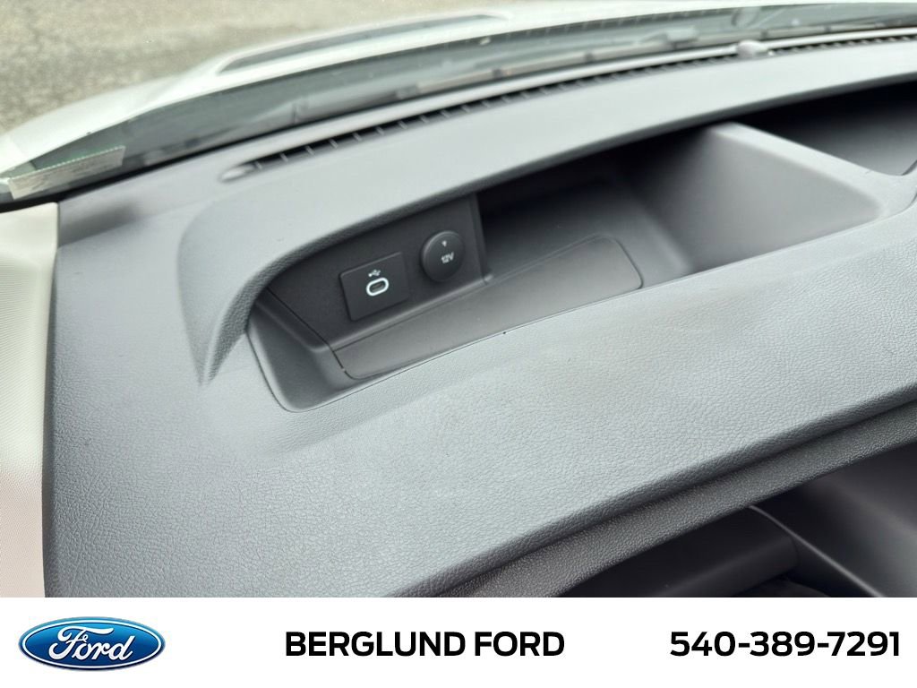 New 2025 Ford Transit 150 Low Roof image 17