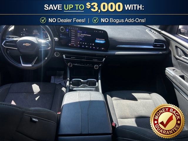 Used 2024 Chevrolet Traverse LT FWD image 17