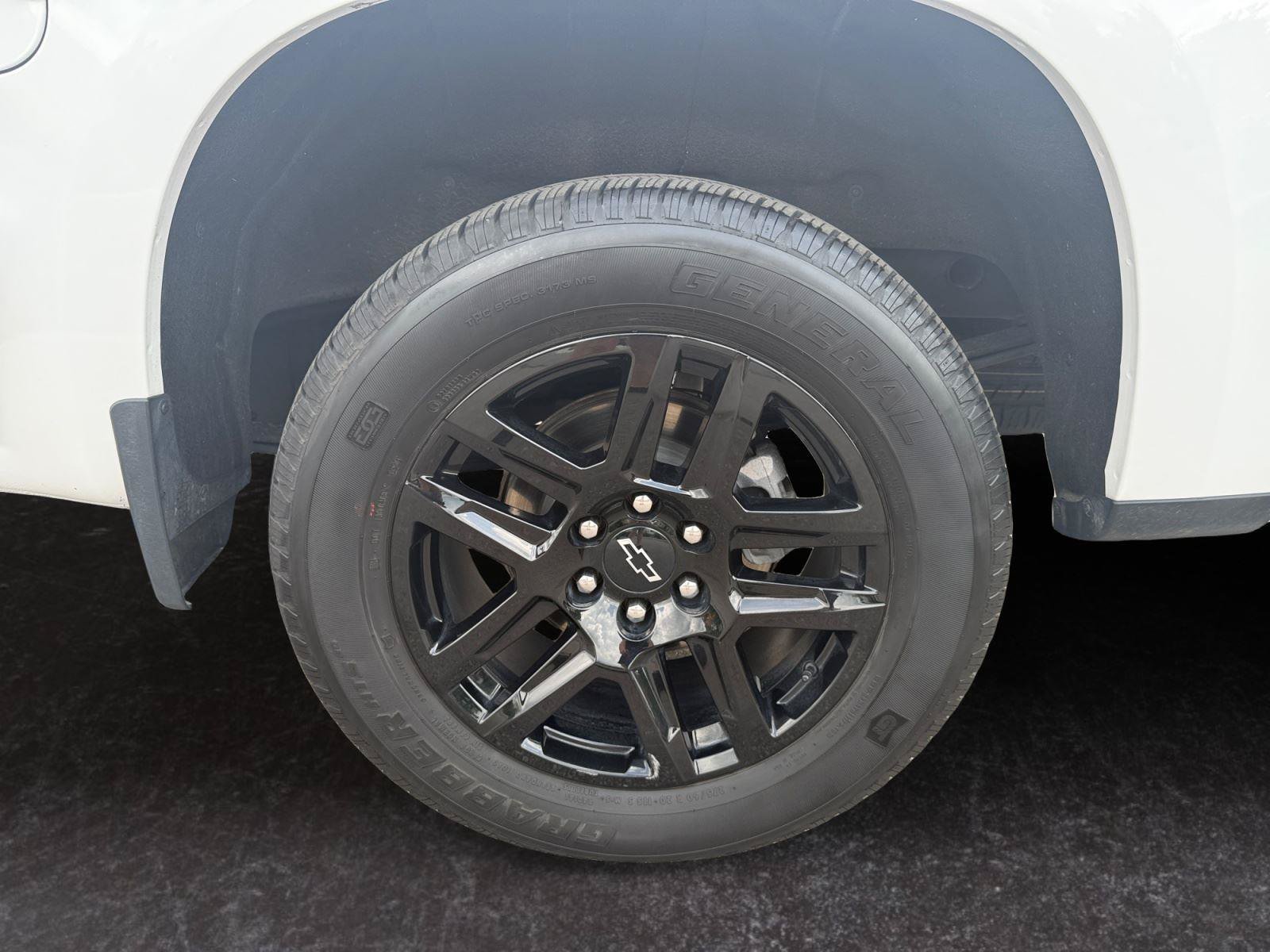 Used 2023 Chevrolet Silverado 1500 RST w/ Protection Package AWD/4WD image 15