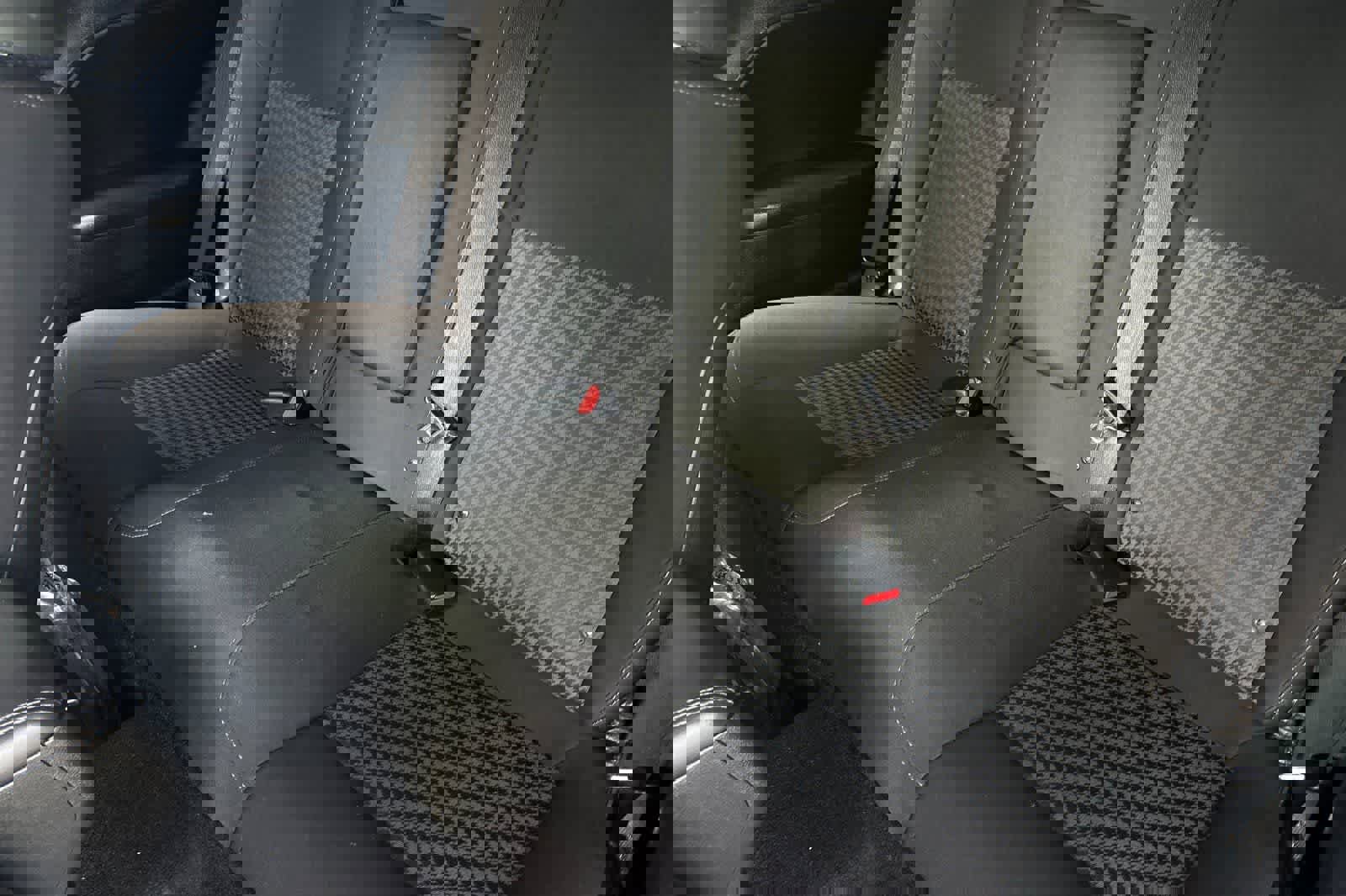 Used 2019 Dodge Challenger GT w/ Blacktop Package image 5