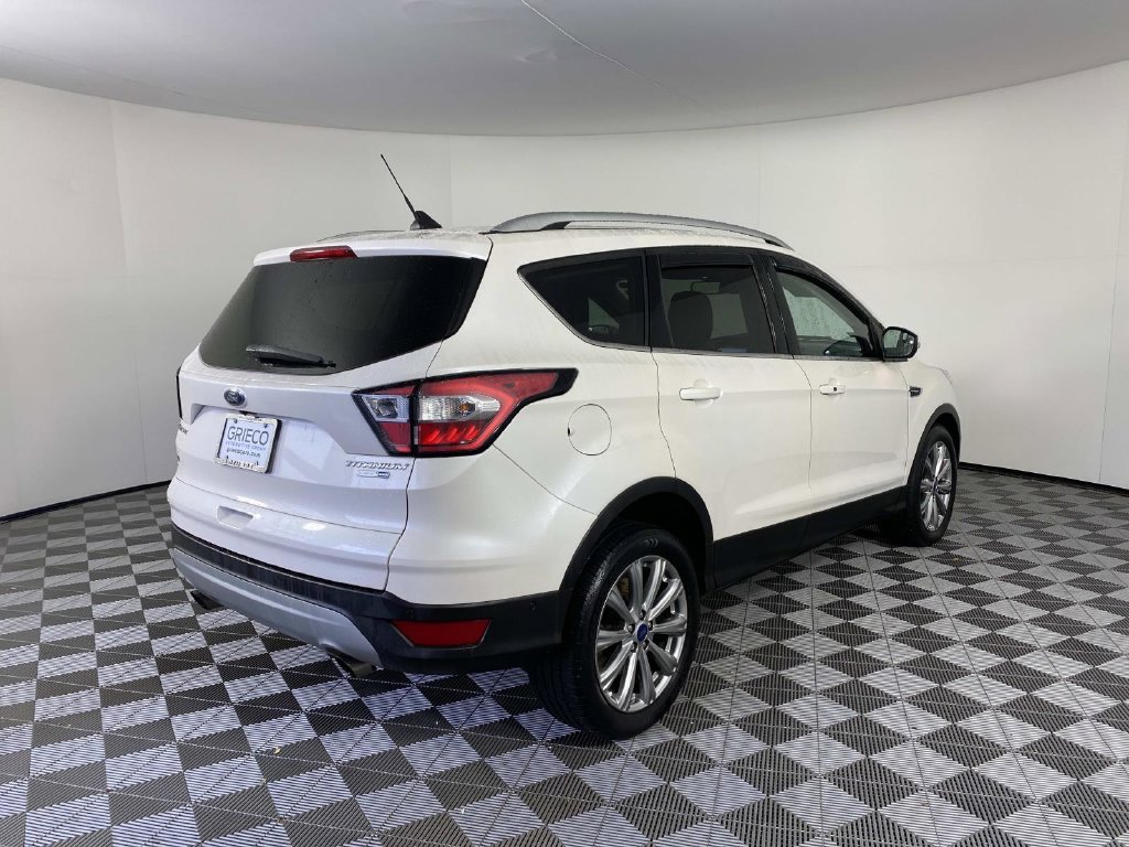 Used 2018 Ford Escape Titanium AWD/4WD image 9