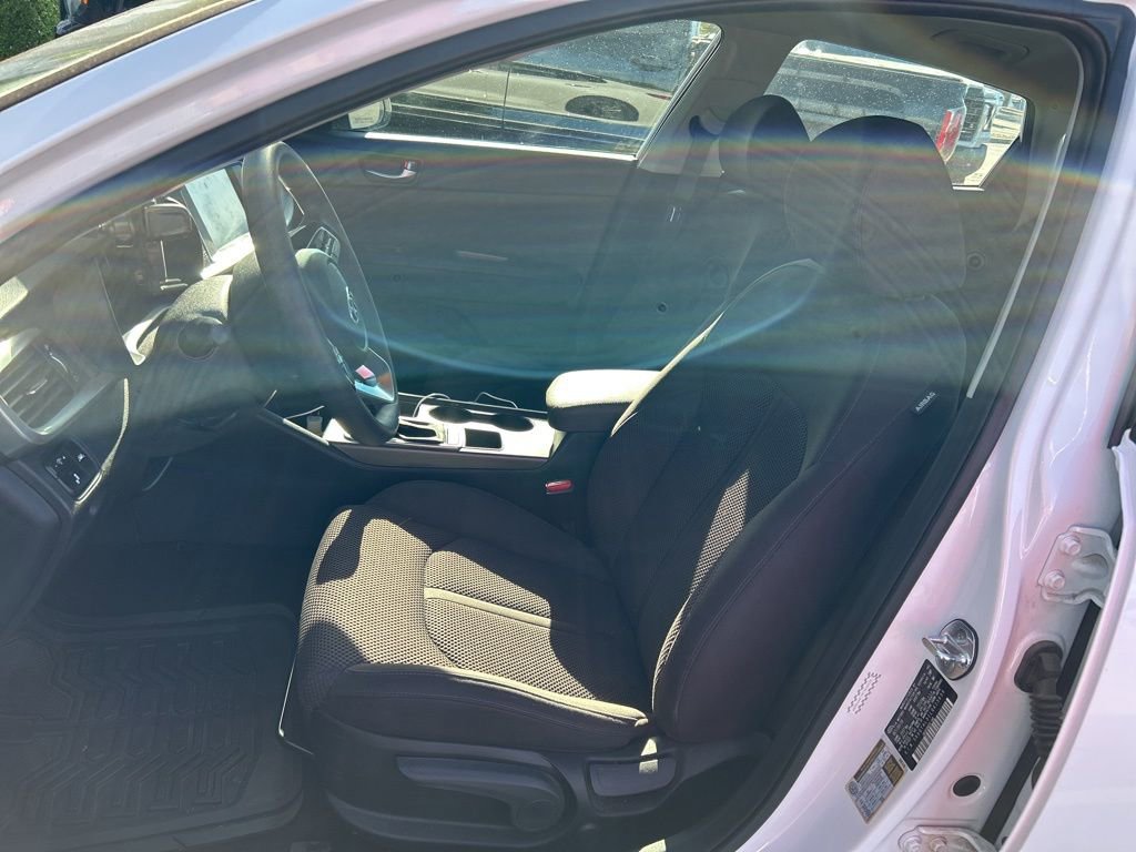 Used 2020 Kia Optima LX FWD image 8