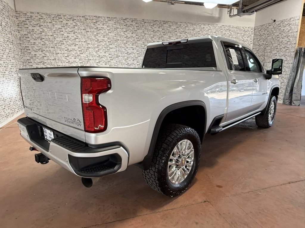 Used 2023 Chevrolet Silverado 3500 High Country w/ Z71 Off-Road Package image 7