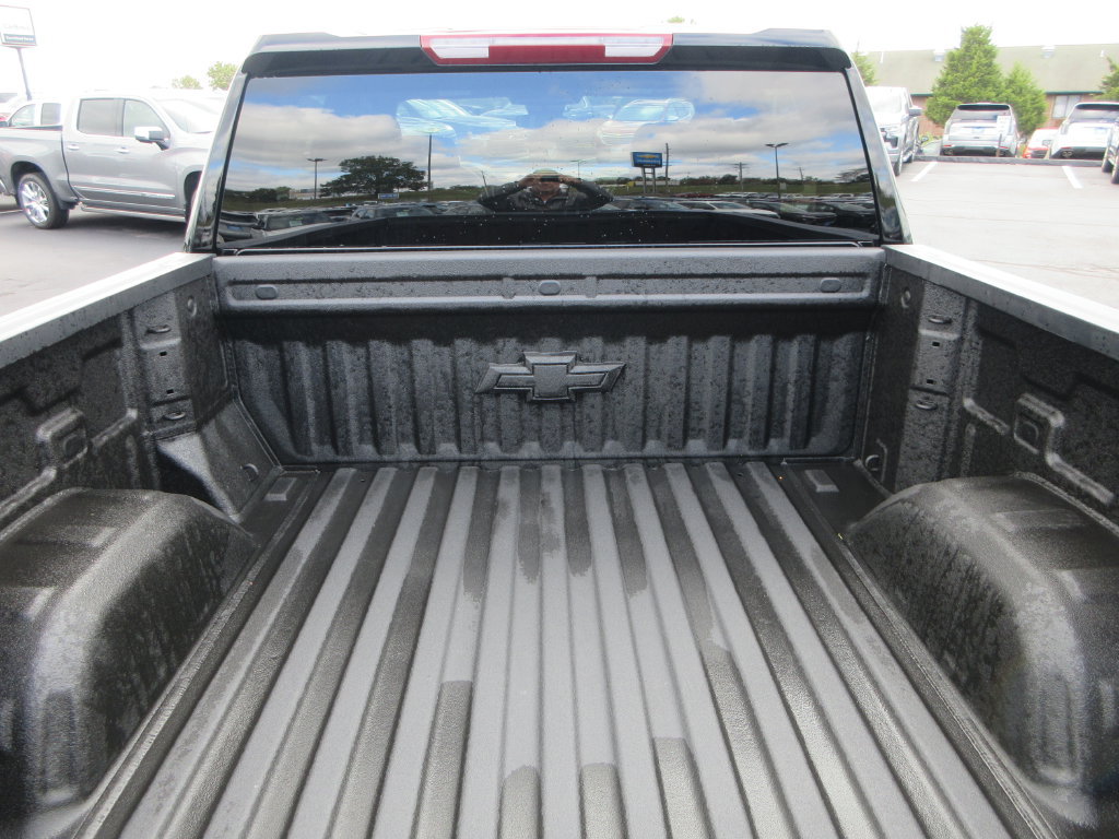 New 2026 Chevrolet Silverado 1500 LT w/ Z71 Off-Road Package AWD/4WD image 14