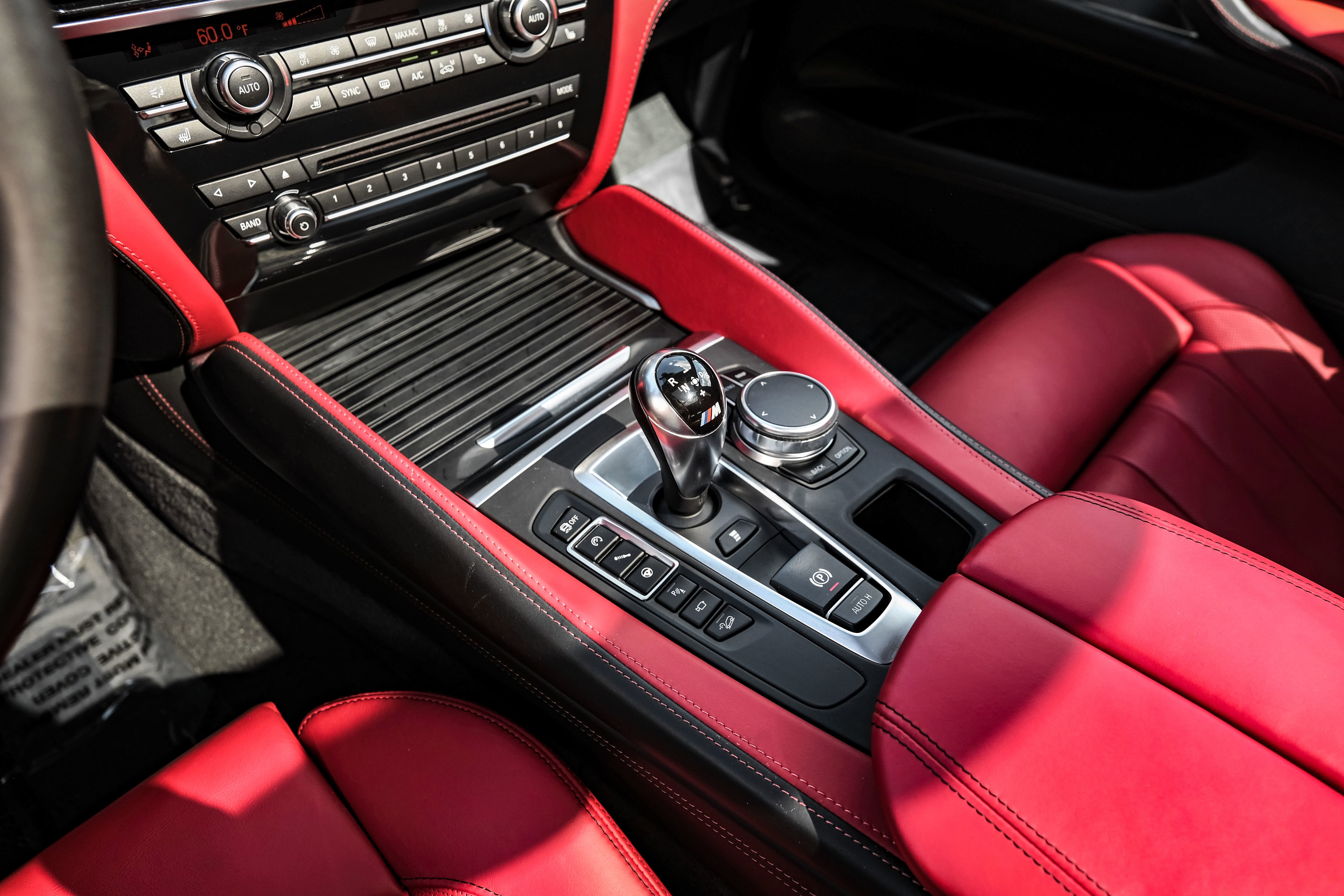 Used 2017 BMW X5 M image 23