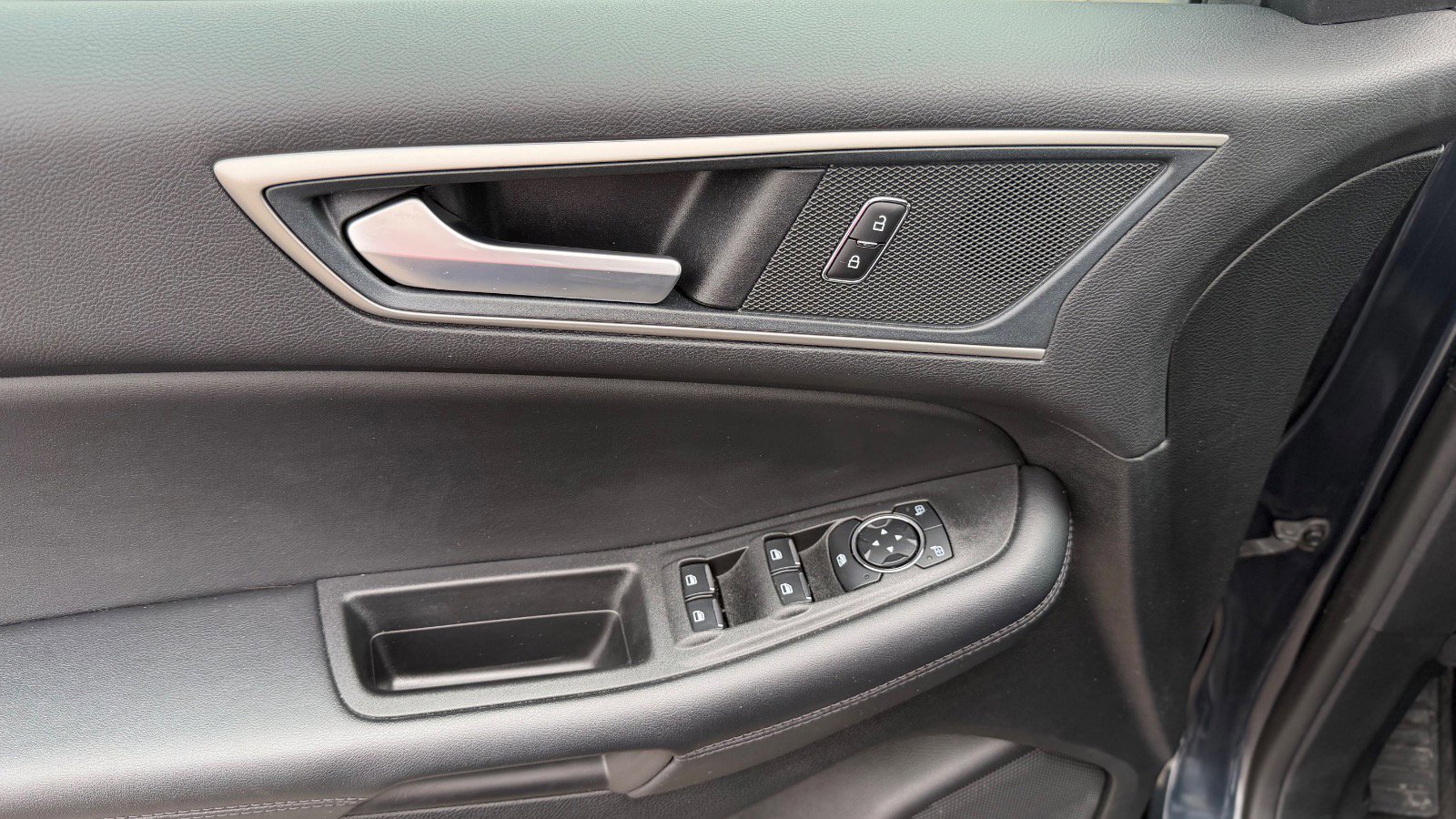 Certified 2024 Ford Edge SEL w/ Convenience Package image 23