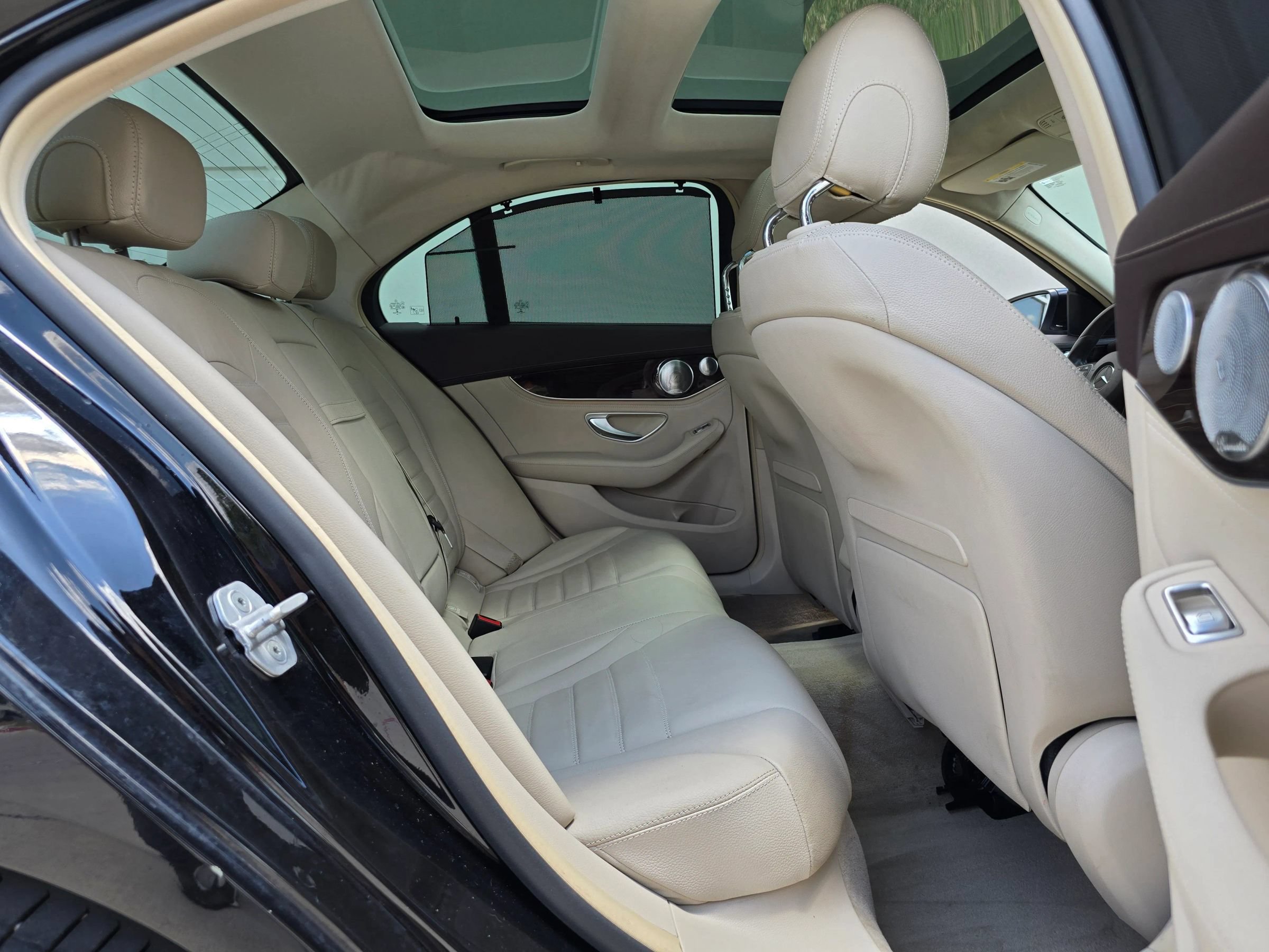Used 2015 Mercedes-Benz C 300 Sedan image 48
