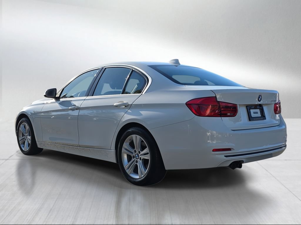 Used 2017 BMW 330i Sedan RWD image 5