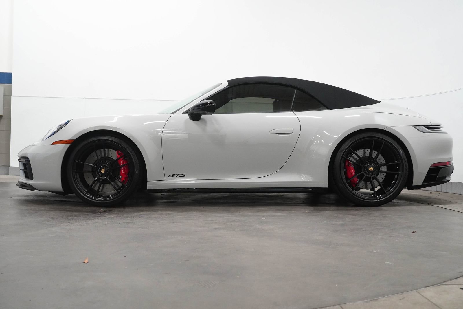 Used 2023 Porsche 911 Carrera GTS image 10