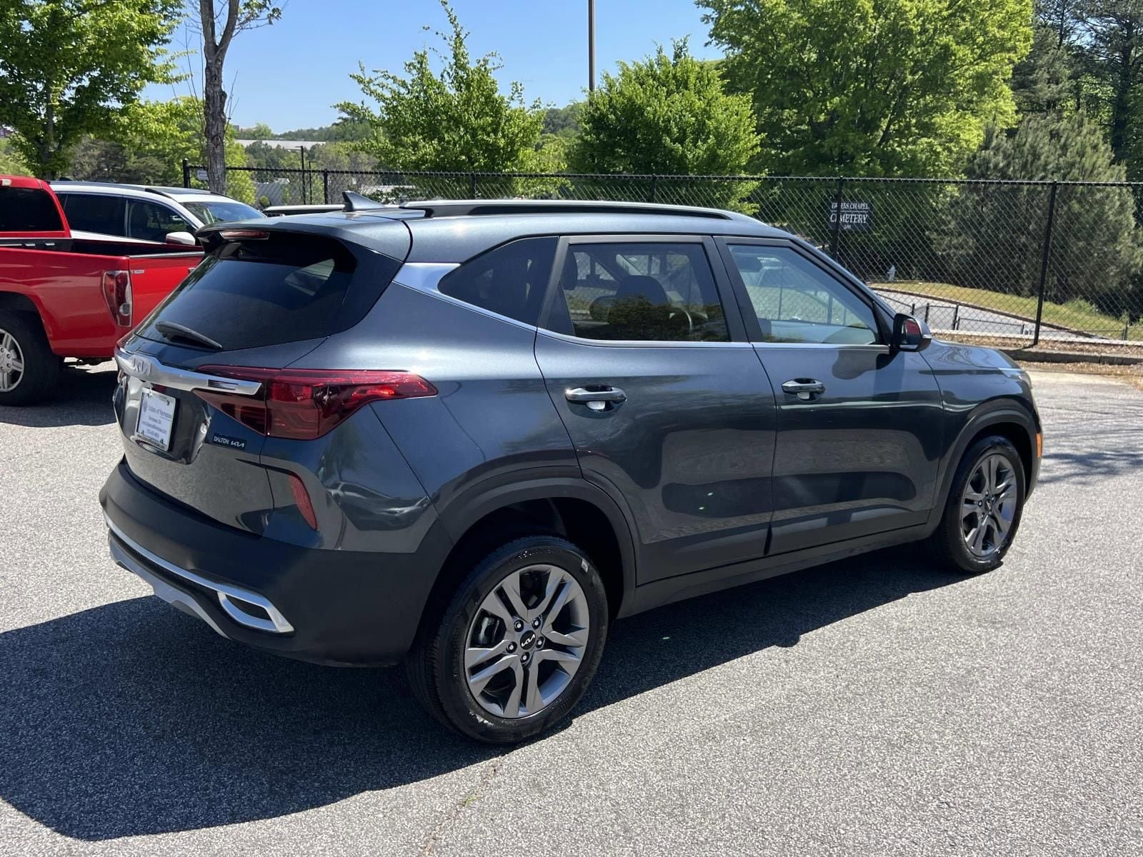 Used 2023 Kia Seltos S w/ Navigation Package image 7