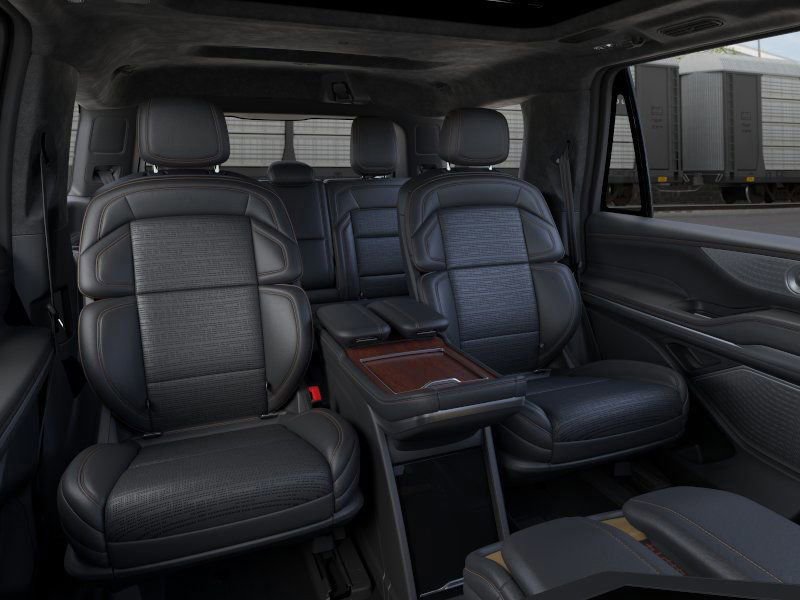 New 2026 Lincoln Navigator Black Label image 11