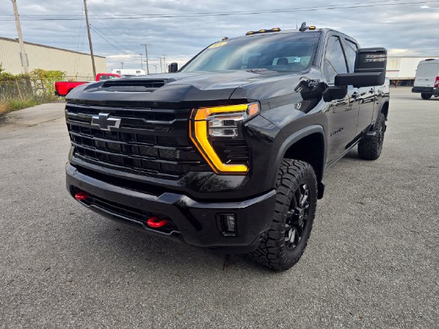 Used 2026 Chevrolet Silverado 2500 LTZ w/ Trail Boss Package AWD/4WD image 9