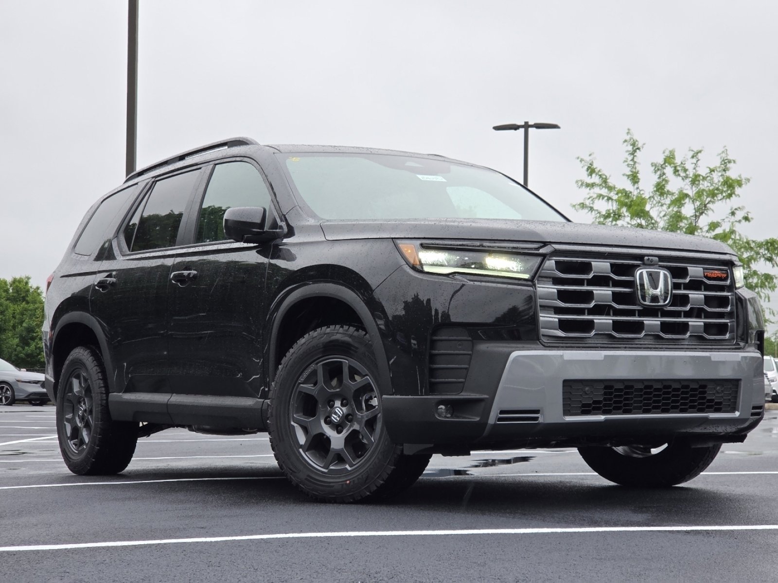 New 2026 Honda Pilot TrailSport image 2