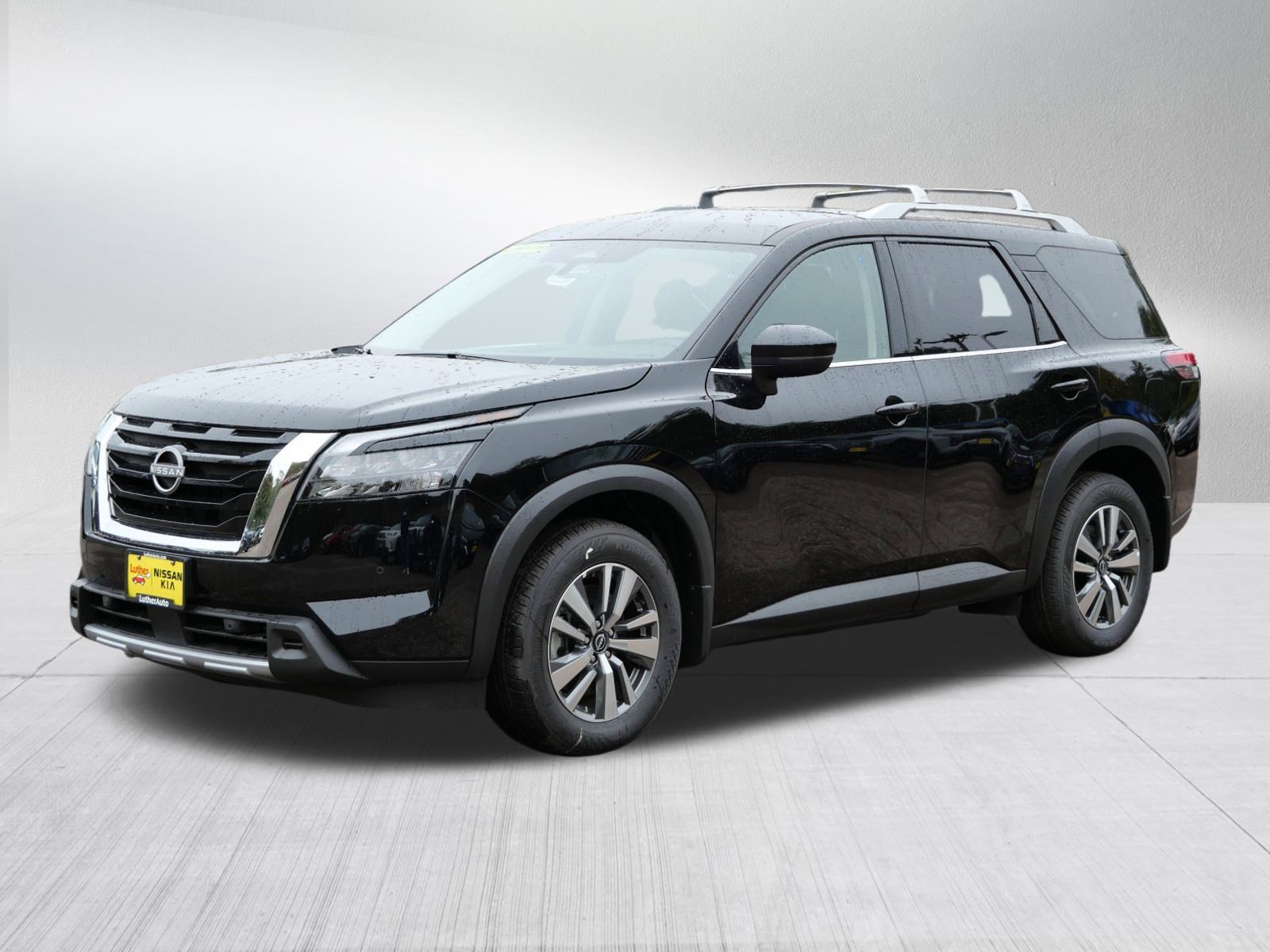 New 2025 Nissan Pathfinder SL image 4