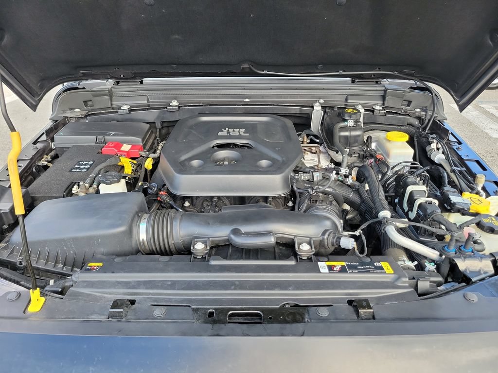 Used 2021 Jeep Wrangler Unlimited Sport AWD/4WD image 38