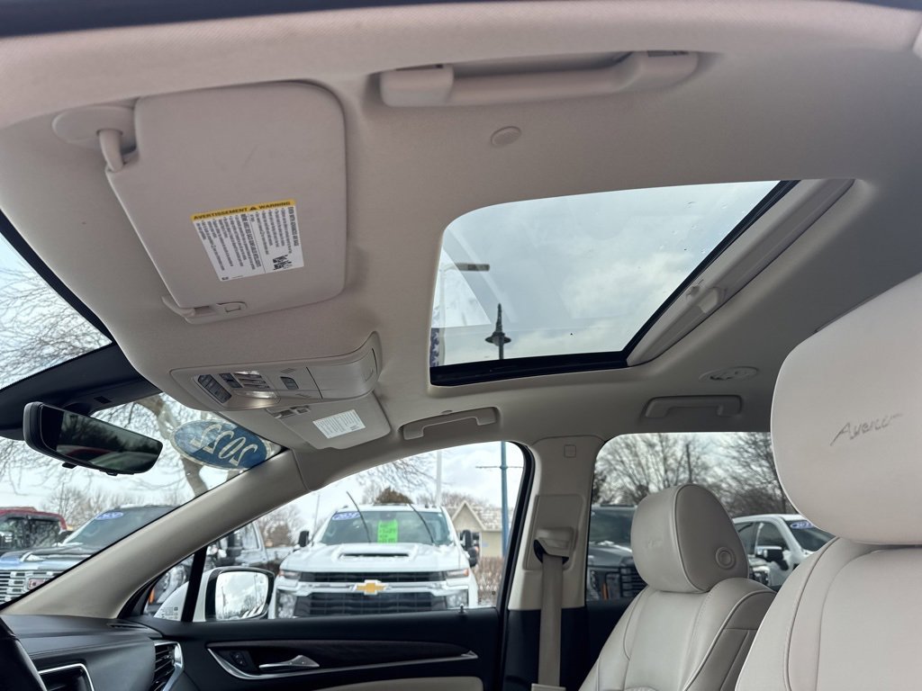Certified 2022 Buick Enclave Avenir w/ Avenir Technology Package image 20