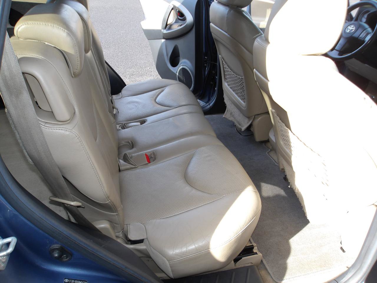 Used 2010 Toyota RAV4 Limited AWD/4WD image 13