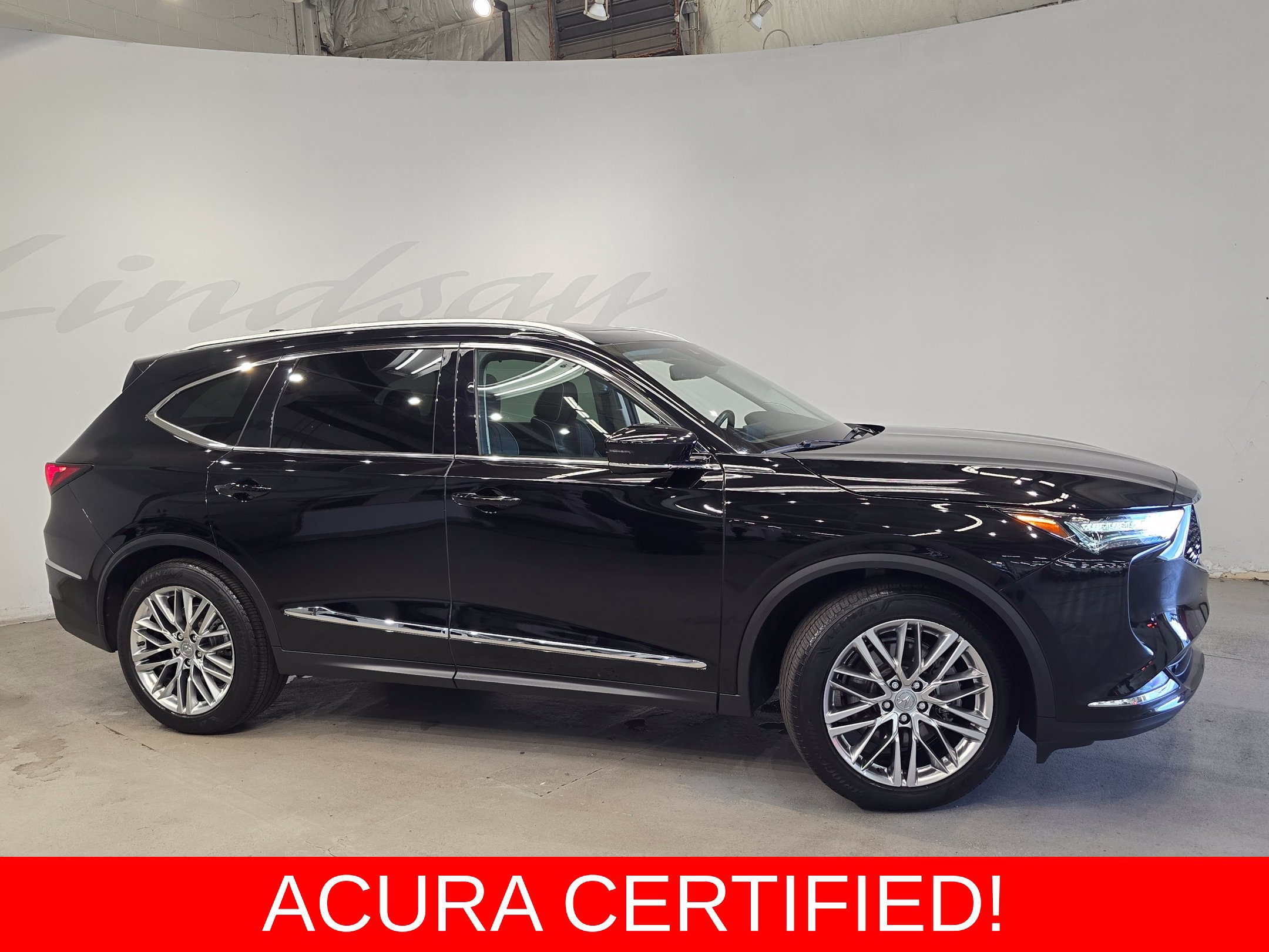 Certified 2024 Acura MDX w/ Advance Package AWD/4WD image 3