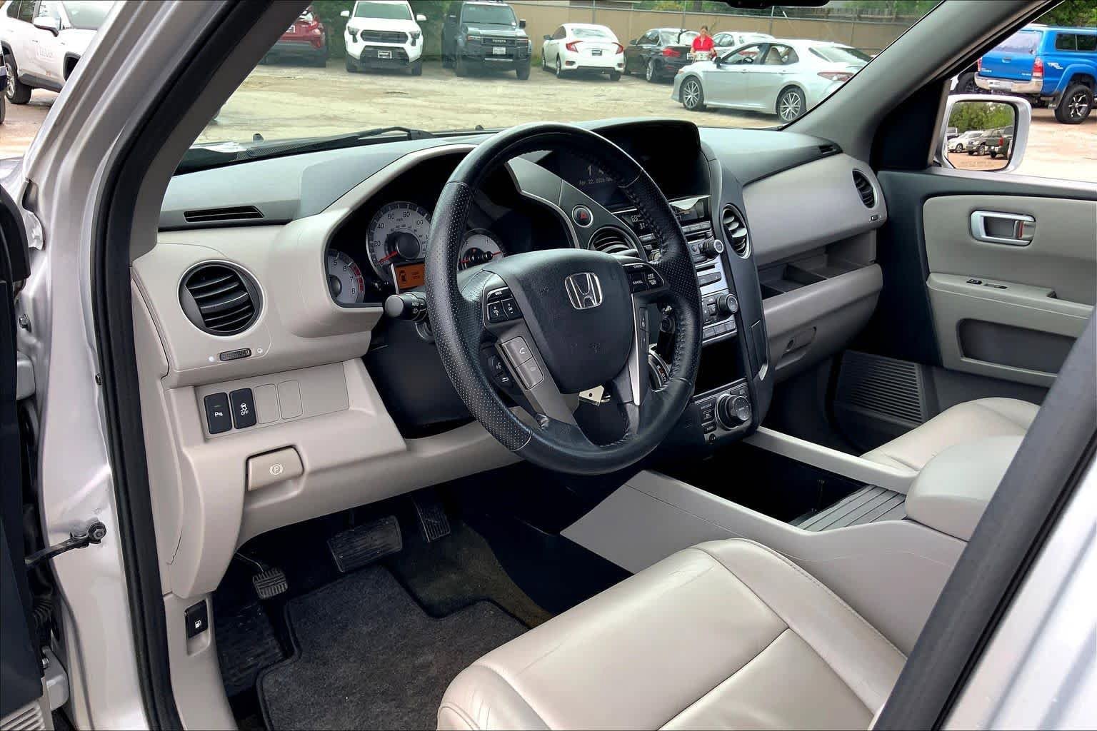 Used 2015 Honda Pilot Touring image 18